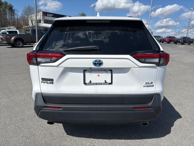 2024 Toyota RAV4 Hybrid XLE