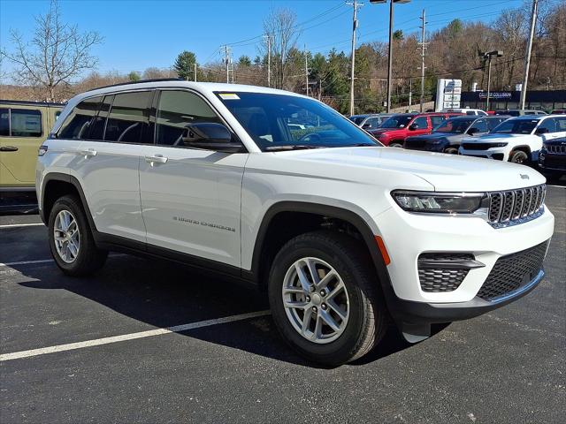 2026 Jeep Grand Cherokee GRAND CHEROKEE LAREDO X 4X4 2026 Jeep Grand Cherokee GRAND CHEROKEE LAREDO X 4X4