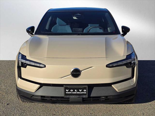 2026 Volvo EX30 Plus Twin Motor Performance, Fully electric