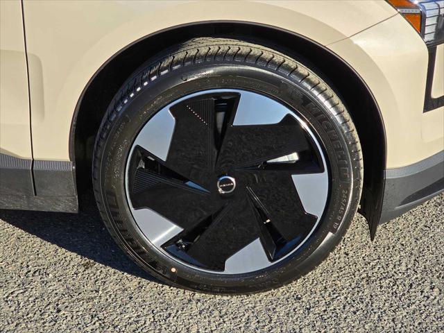 2026 Volvo EX30 Plus Twin Motor Performance, Fully electric
