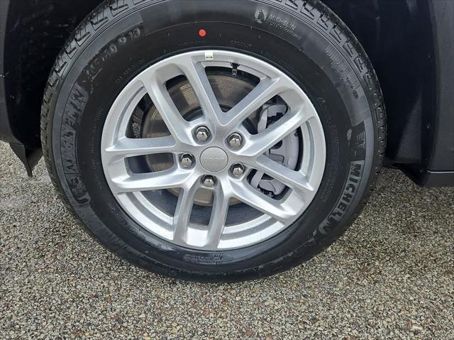 2026 Jeep Grand Cherokee GRAND CHEROKEE L LAREDO X 4X4 2026 Jeep Grand Cherokee GRAND CHEROKEE L LAREDO X 4X4