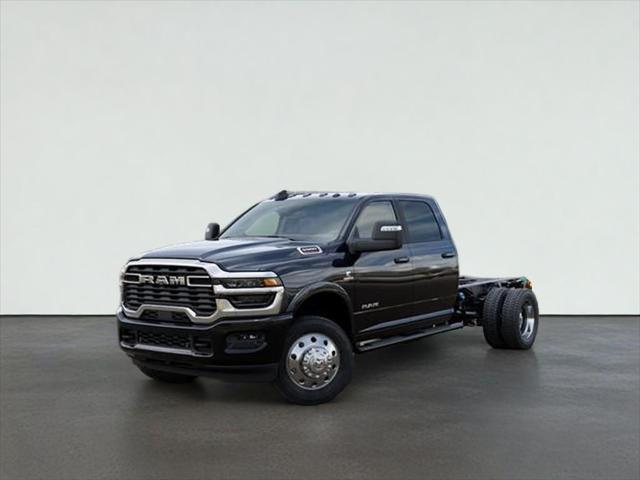 2026 RAM Ram 5500 Chassis Cab RAM 5500 BIG HORN CHASSIS CREW CAB 4X4 60 CA