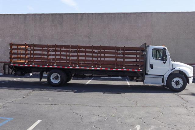 2019 Freightliner M2 106 MD