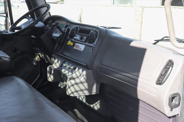 2019 Freightliner M2 106 MD