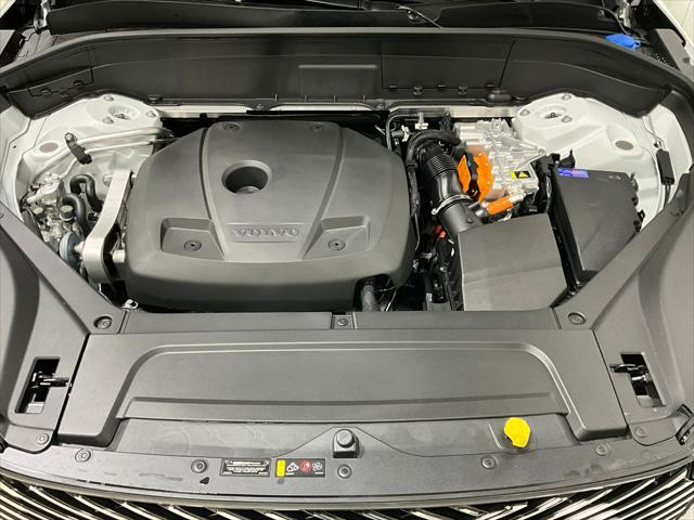 2026 Volvo XC90 Plug-In Hybrid Plus, T8 AWD, Electric/Gasoline, Bright, 7 Seats