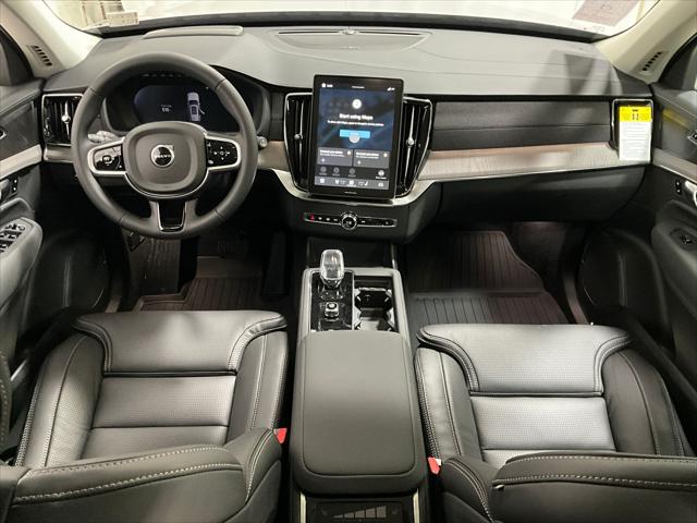 2026 Volvo XC90 Ultra Dark Theme, B6 AWD Gas (mild hybrid), Gasoline, 6 Seats