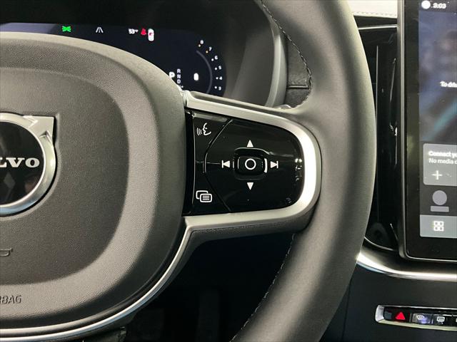2026 Volvo XC90 Ultra Dark Theme, B6 AWD Gas (mild hybrid), Gasoline, 6 Seats