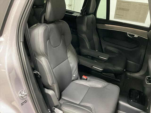 2026 Volvo XC90 Ultra Dark Theme, B6 AWD Gas (mild hybrid), Gasoline, 6 Seats