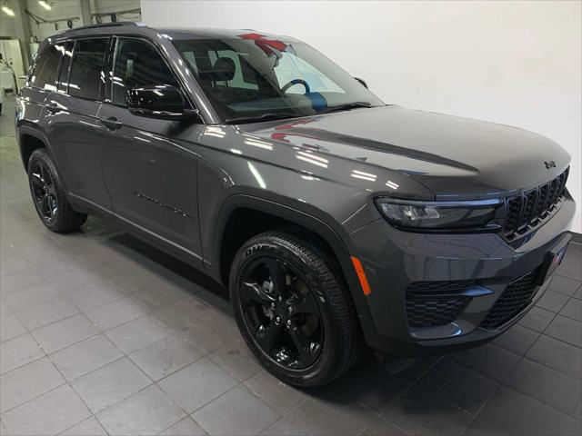 2024 Jeep Grand Cherokee Altitude X 4x4 2024 Jeep Grand Cherokee Altitude X 4x4