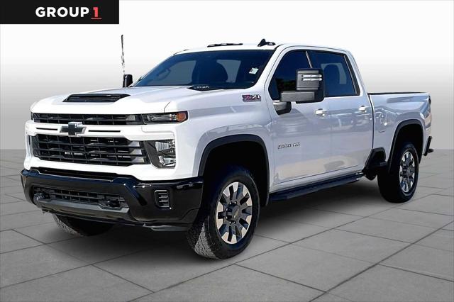 2024 Chevrolet Silverado 2500HD 4WD Crew Cab Standard Bed Custom