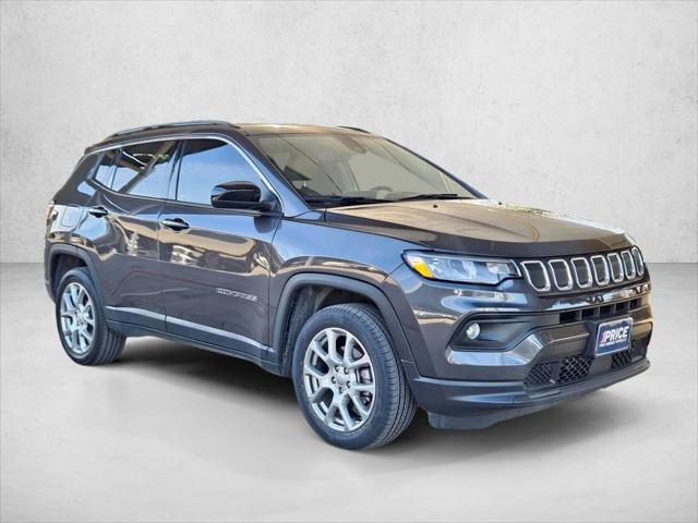 2022 Jeep Compass Latitude Lux 4x4 2022 Jeep Compass Latitude Lux 4x4