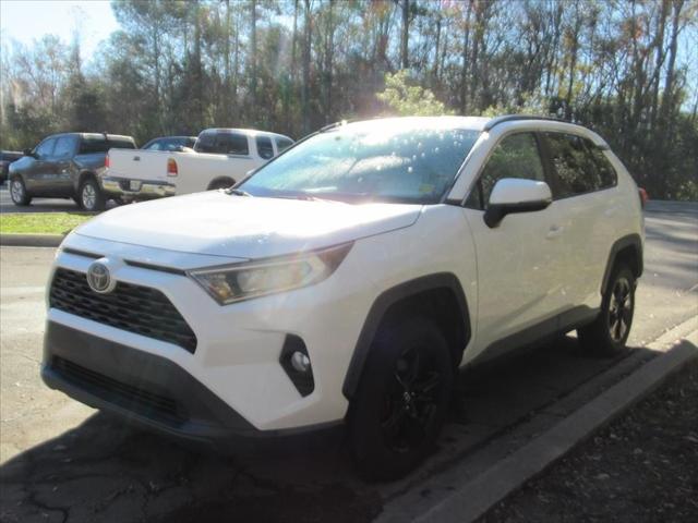 2020 Toyota RAV4 XLE