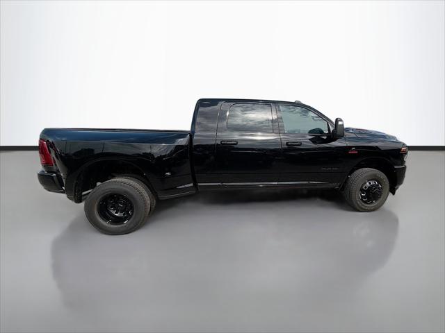 2026 RAM Ram 3500 RAM 3500 LARAMIE MEGA CAB 4X4 64 BOX
