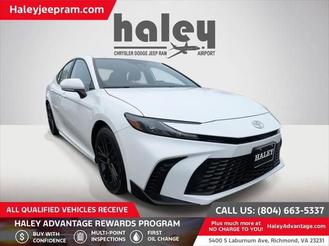 2025 Toyota Camry SE