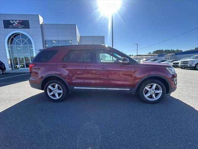 2016 Ford Explorer XLT 2016 Ford Explorer XLT