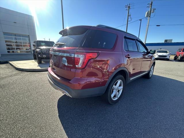 2016 Ford Explorer XLT 2016 Ford Explorer XLT