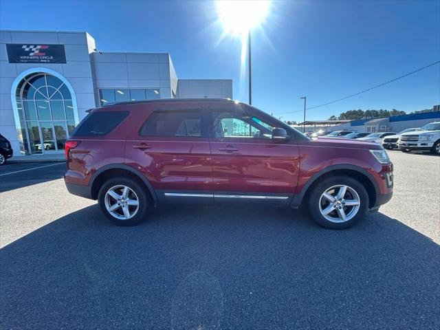 2016 Ford Explorer XLT 2016 Ford Explorer XLT
