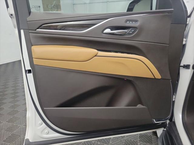 2022 Cadillac Escalade ESV 4WD Premium Luxury