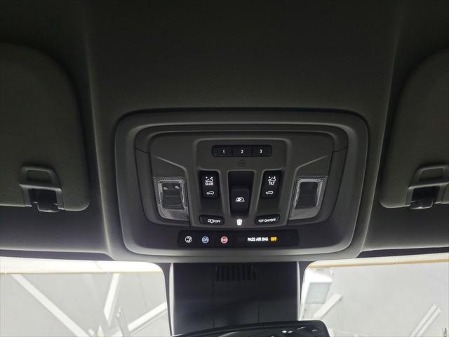 2022 GMC Sierra 1500 4WD Crew Cab Standard Box Elevation