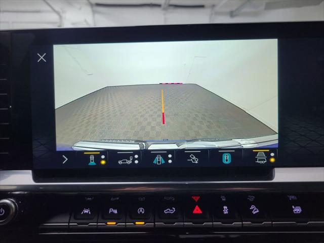 2022 GMC Sierra 1500 4WD Crew Cab Standard Box Elevation