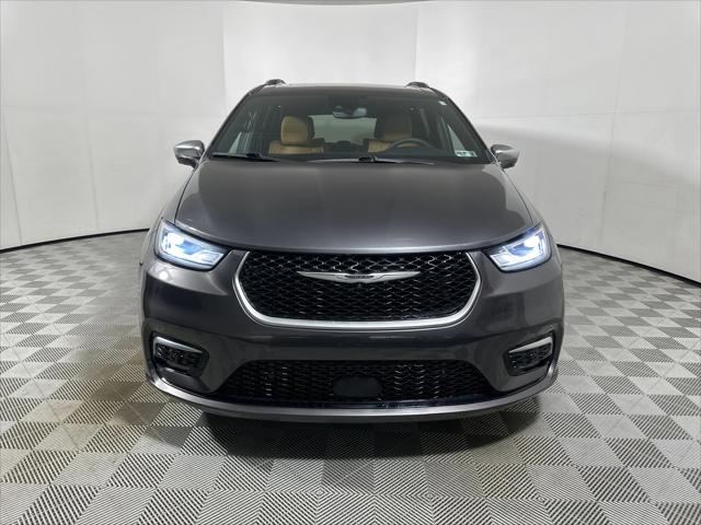 2022 Chrysler Pacifica Hybrid Pinnacle