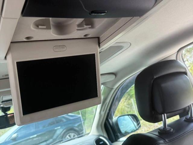 2015 Chrysler Town & Country Limited Platinum