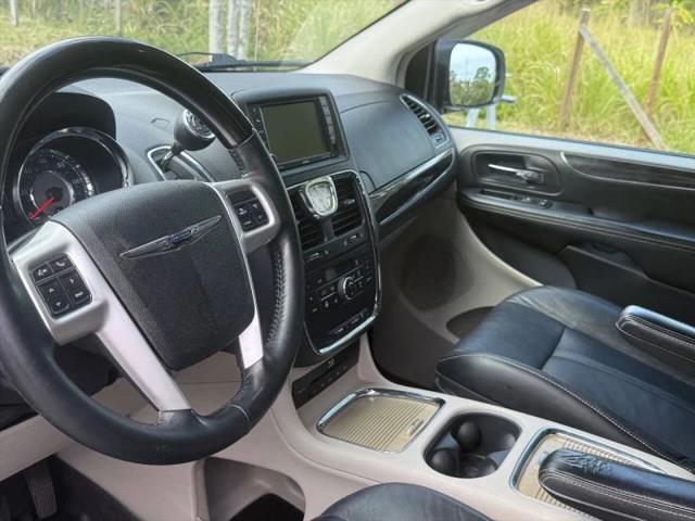 2015 Chrysler Town & Country Limited Platinum