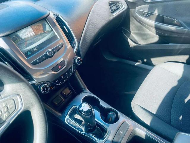 2018 Chevrolet Cruze LT Auto