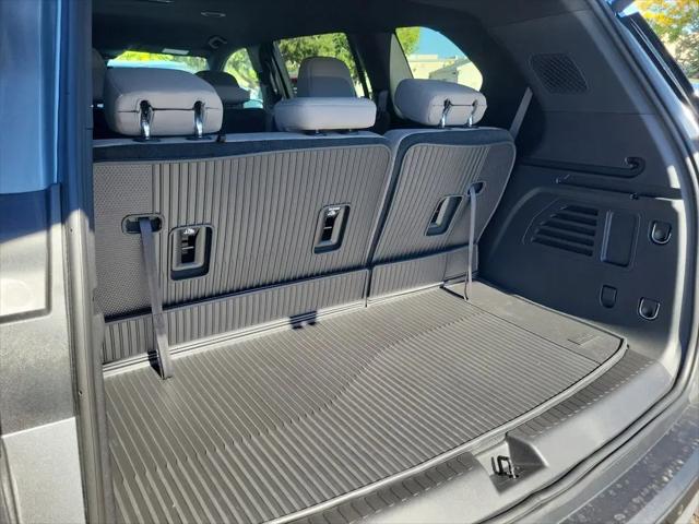 2026 GMC Acadia Elevation AWD