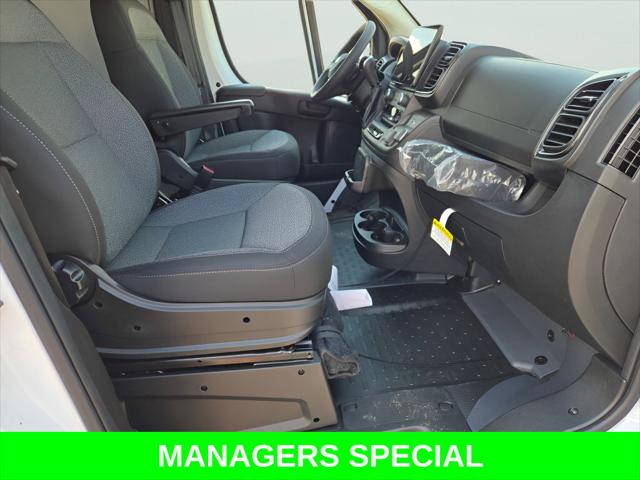 2026 Ram ProMaster Cargo Van Tradesman Low Roof 136 WB w/Pass Seat