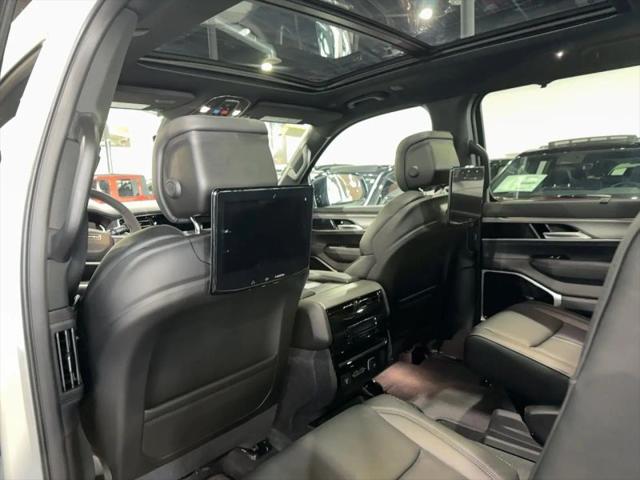 2026 Jeep Grand Wagoneer L Limited Reserve 4x4