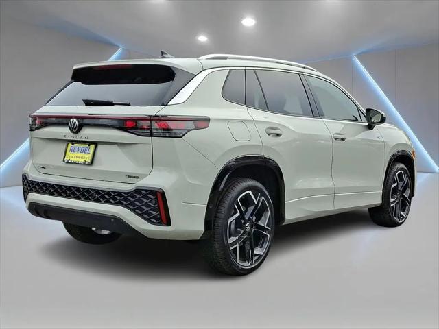 2026 Volkswagen Tiguan SEL R-Line Turbo
