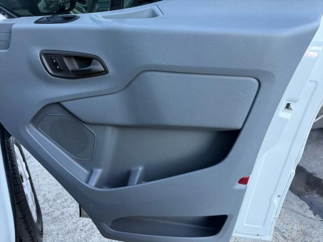 2017 Ford Transit w/Sliding Side Door