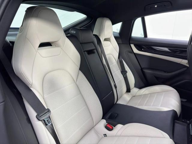 2025 Porsche Panamera E-Hybrid 4S