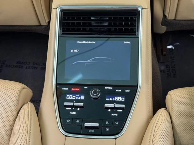 2022 Porsche Panamera E-Hybrid 4S Executive