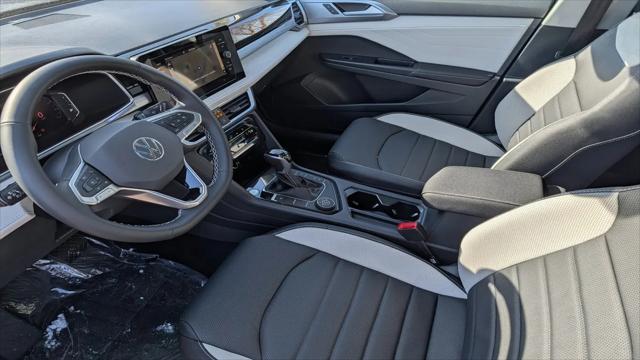 2026 Volkswagen Taos SEL