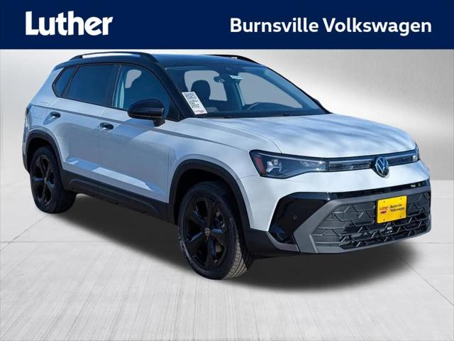 2026 Volkswagen Taos SE Black for sale in Burnsville, MN