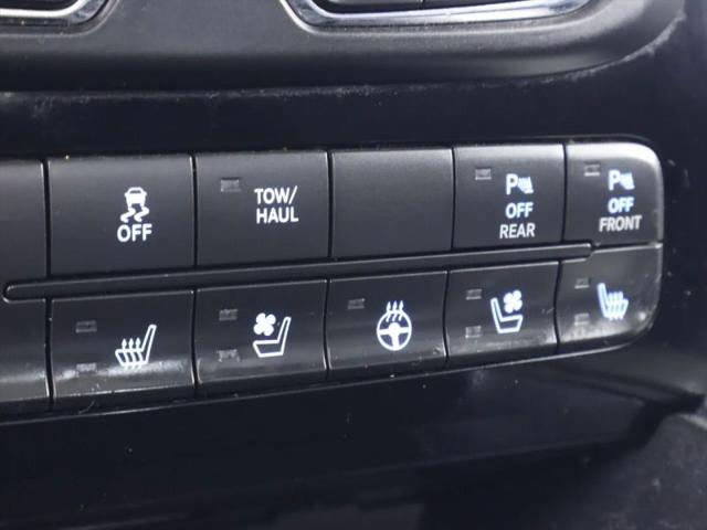 2017 Ram 1500 Night Crew Cab 4x4 5'7" Box