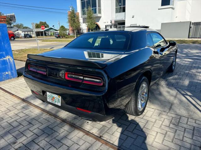 2023 Dodge Challenger SXT