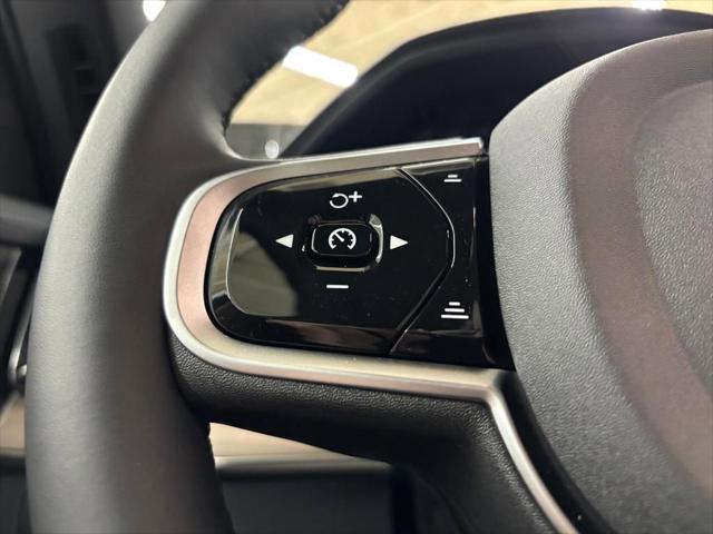2026 Volvo XC90 Plus, B6 AWD Gas (mild hybrid), Gasoline, Bright, 6 Seats