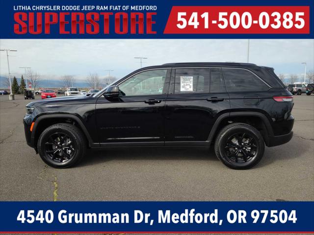 2026 Jeep Grand Cherokee Laredo Altitude