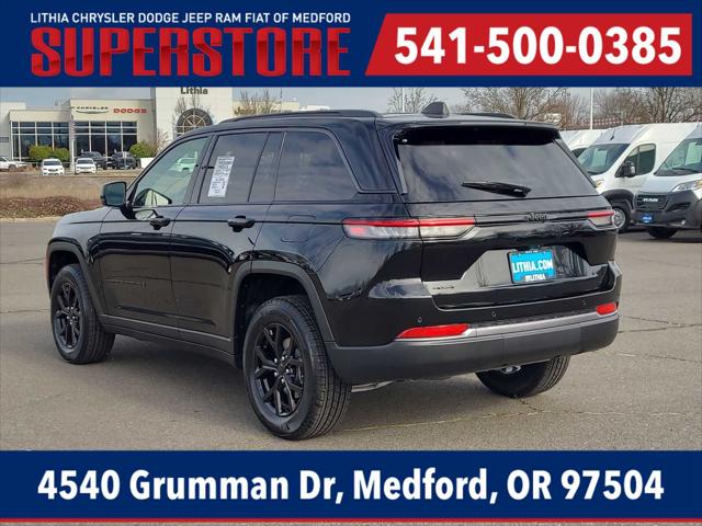 2026 Jeep Grand Cherokee Laredo Altitude