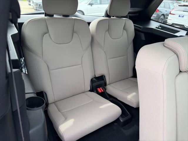 2026 Volvo XC90 Plus, B6 AWD Gas mild hybrid, Gasoline, Bright, 7 Seats