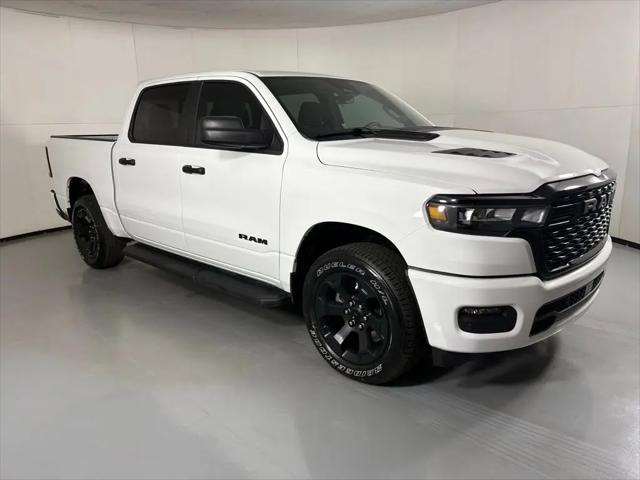 2026 Ram 1500 Express Crew Cab 4x4 57 Box