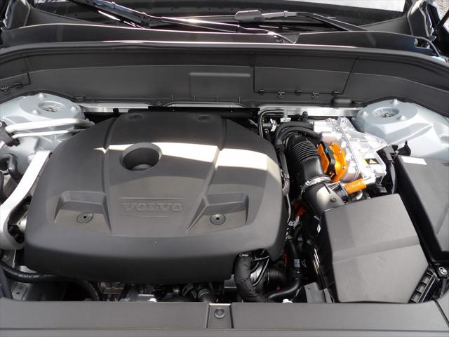 2026 Volvo XC90 Plug-In Hybrid Ultra, T8 AWD, Electric/Gasoline, Bright, 7 Seats