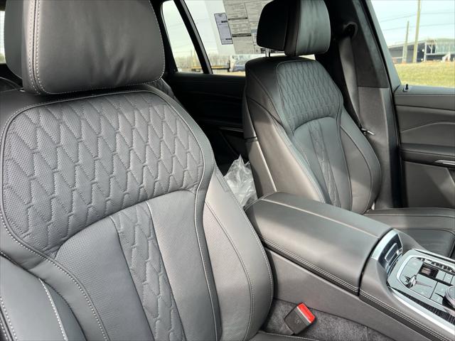 2026 BMW X7 M60i