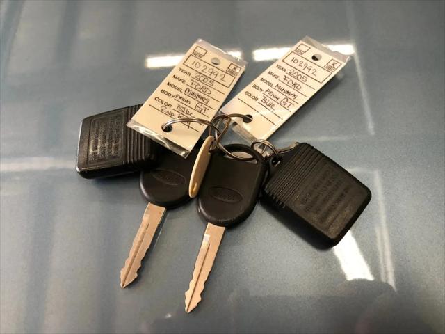 2005 Ford Mustang GT Premium