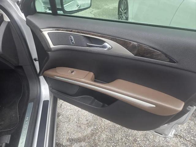 2013 Lincoln MKZ FWD