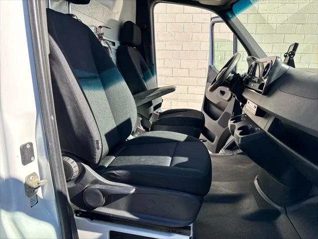 2019 Mercedes-Benz Sprinter 4500 Chassis Standard Roof V6