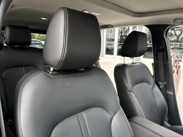 2025 Mazda X-90 Preferred Package